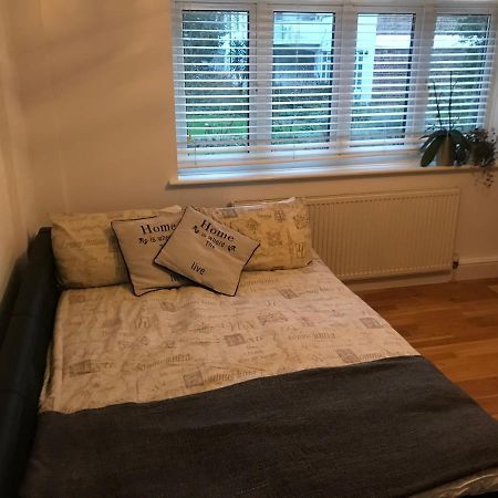 Bright Balham Apartment ロンドン エクステリア 写真