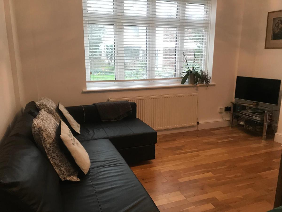 Bright Balham Apartment ロンドン エクステリア 写真